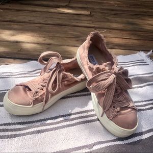 Steve Madden Greyla Satin Pink Blush Sneakers